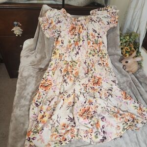 Floral Print Dress with Ruffle Sleeves By Angie Size Small